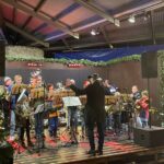 MuKs-Hornensemble auf dem Weihnachtsmarkt